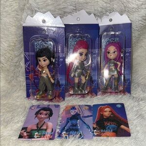 K-POP Demon Hunters  Action Vinyl Figure Keychain Zoey, Rumi and Mira Cards